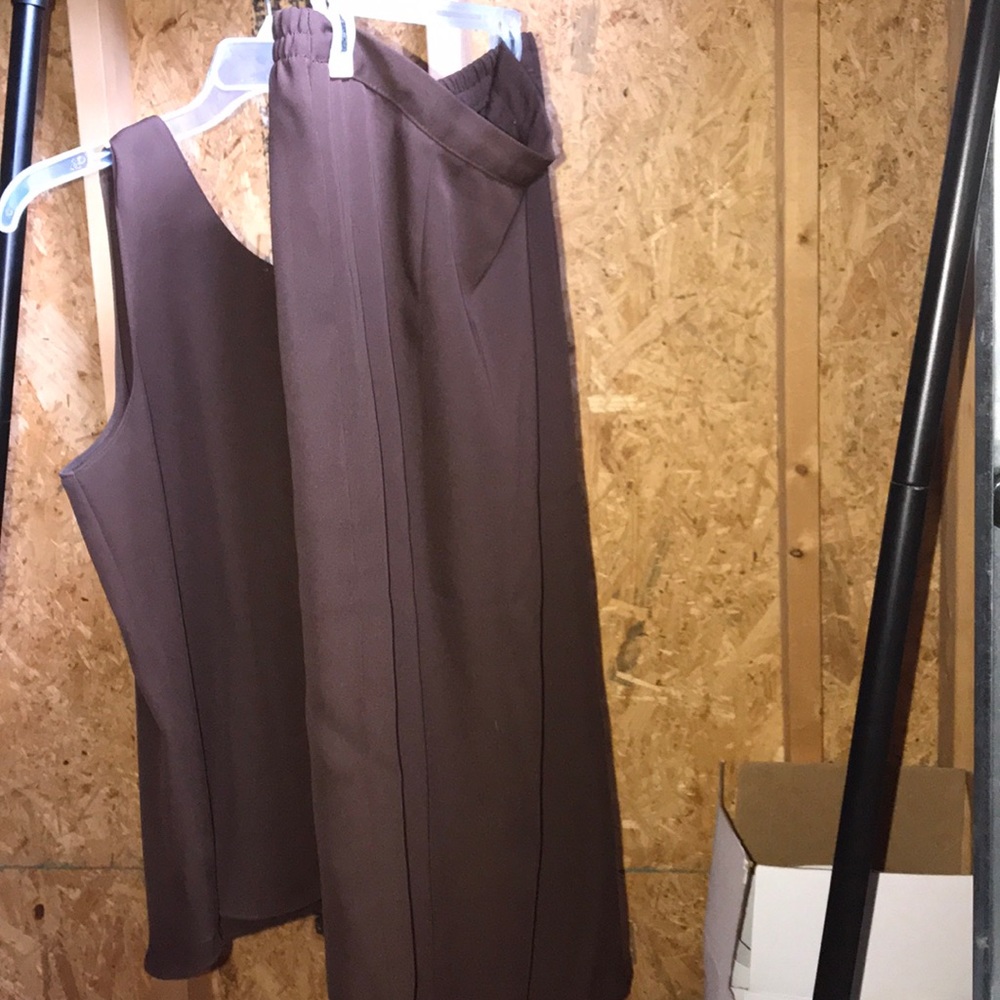 3 piece jacket skirt and shirt - Picture 3 of 6